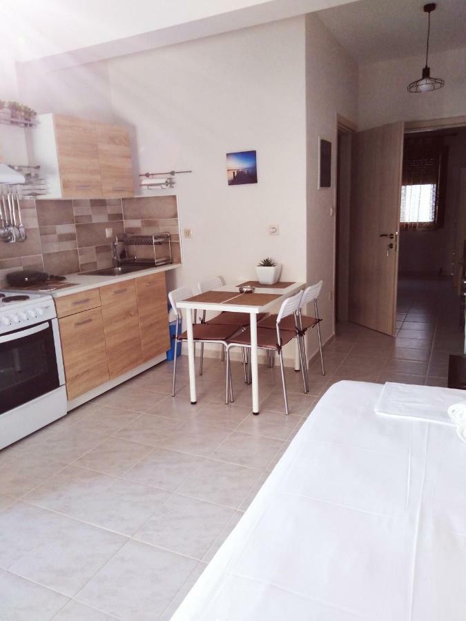 Athos Mare Studio Apartment Ierissós Ngoại thất bức ảnh