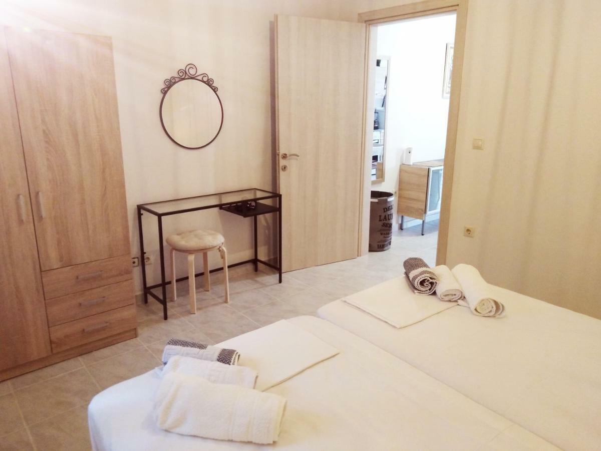 Athos Mare Studio Apartment Ierissós Ngoại thất bức ảnh